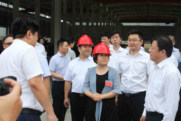 市委領(lǐng)導一行蒞臨騰威彩鋼視察指導工作